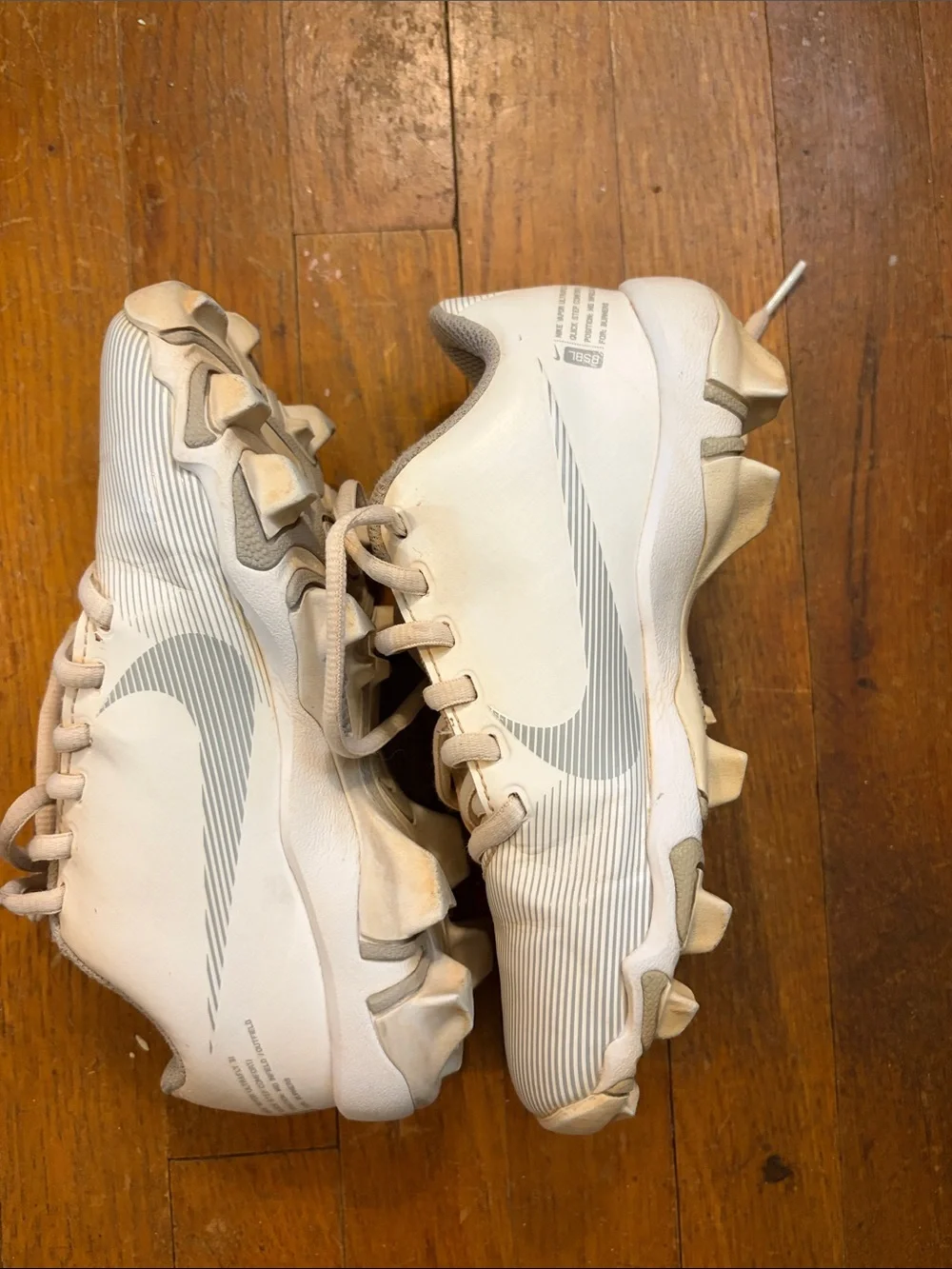 Nike Kids White and Grey Cleats